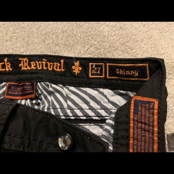 Rock revival jeans worn about 5 times - Picture 3 of 4